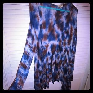 One World Plus Size brown and blue tie-dye cardi